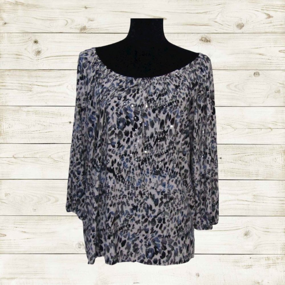 Womens top petite XLgray leopard print with sequins 3/4 sleeves